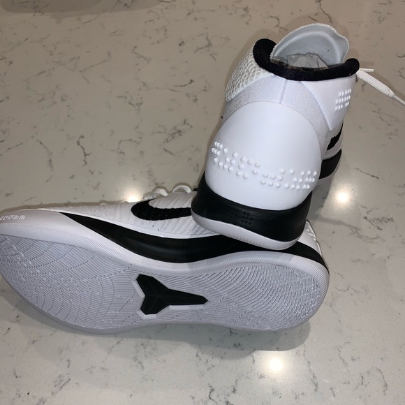 🔐 MENS SIZE 12 KOBE AD TB PROMO BASKETBALL SHOE - Picture 2 of 4